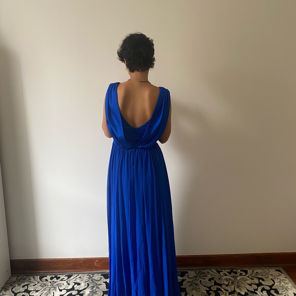 Vera Wang evening gown size 8, royal blue